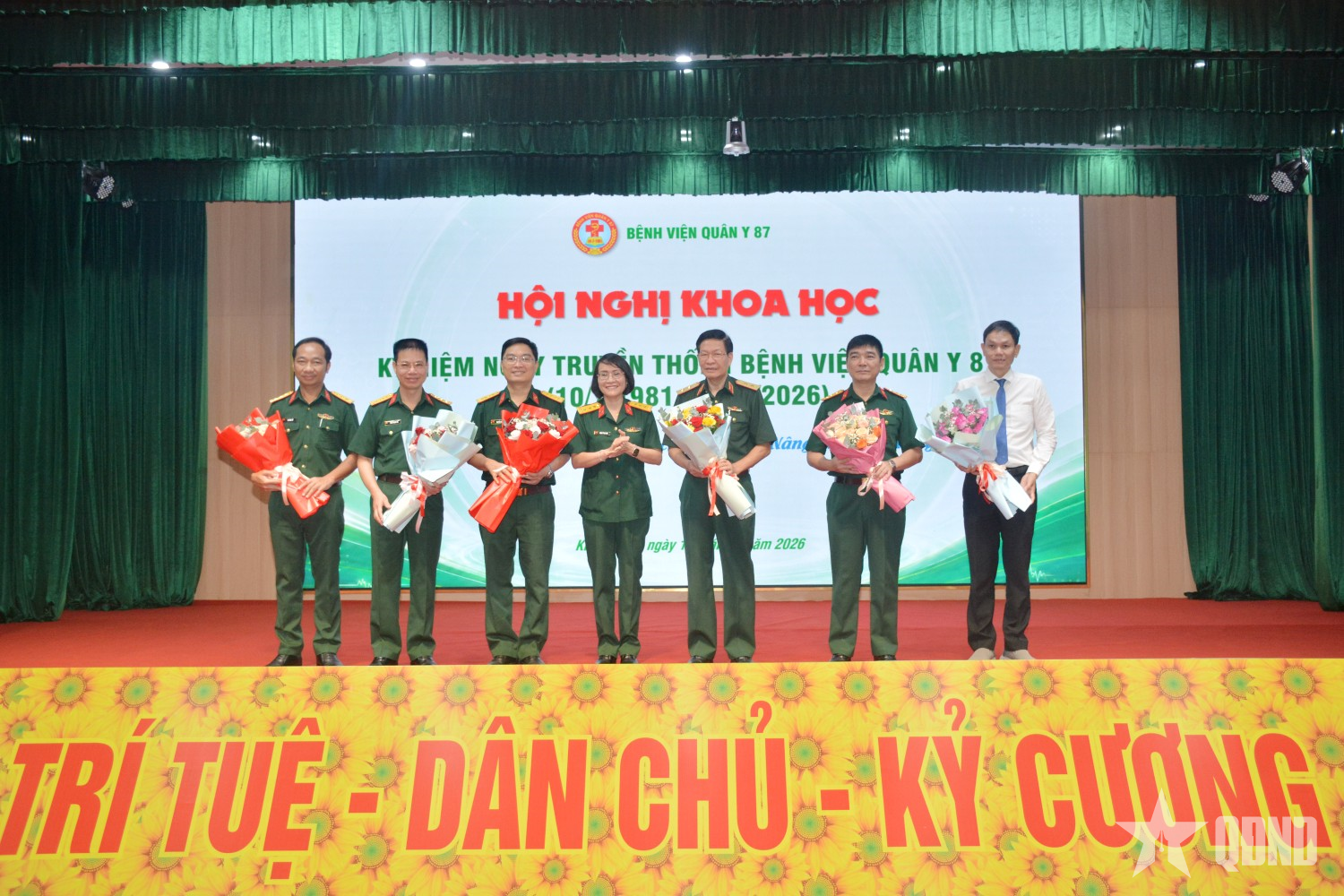 Đẩy mạnh nghiên cứu khoa học và chuyển đổi số tại Bệnh viện Quân y 87